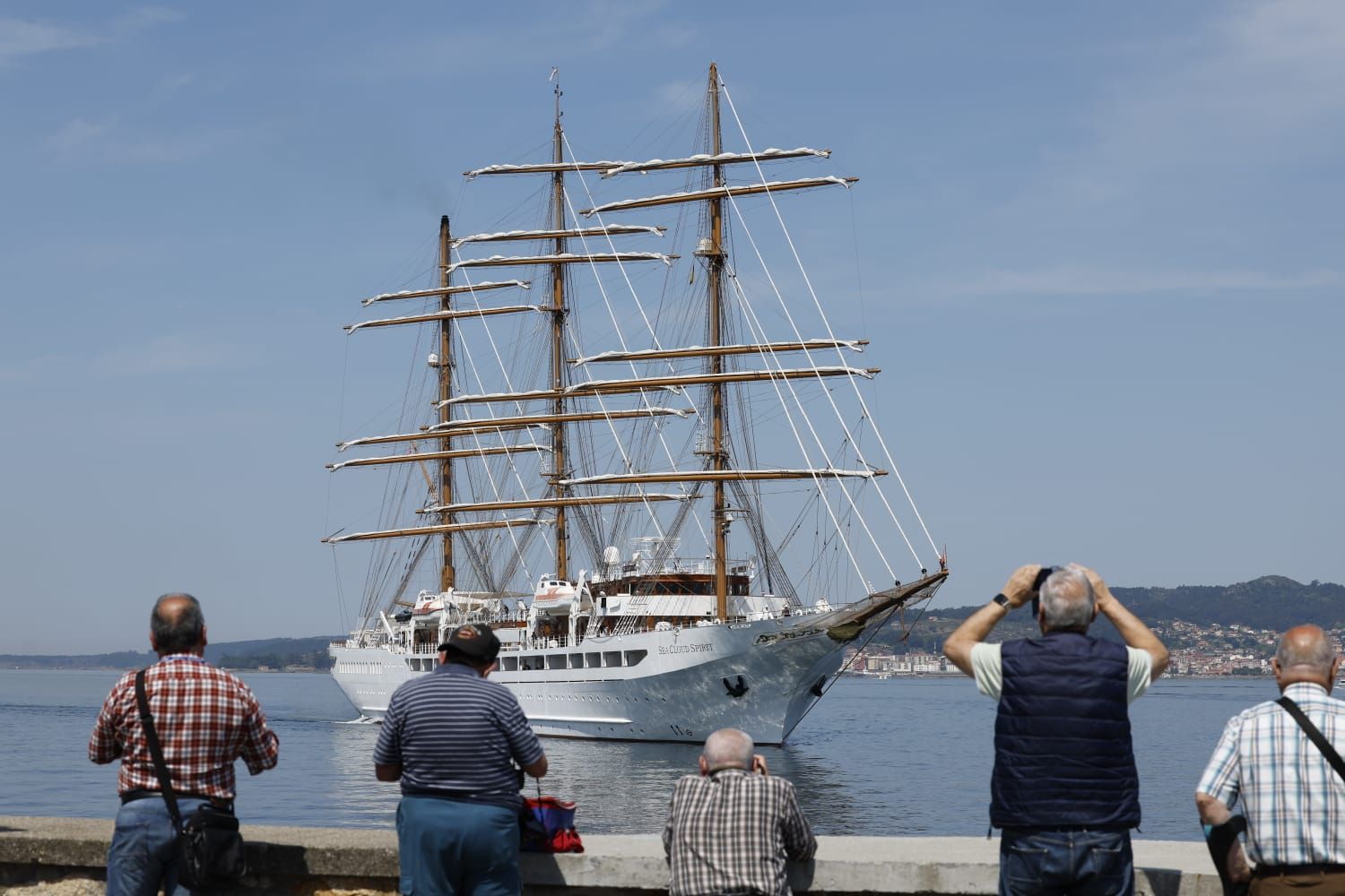 Modernidad y clasicismo se unen en Vigo con el 'Ventura' y el 'Sea Cloud Spirit'