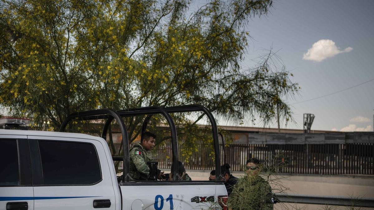 Policía mexicana en Ciudad Juárez, México. Policía mexicana en Ciudad Juárez, México.