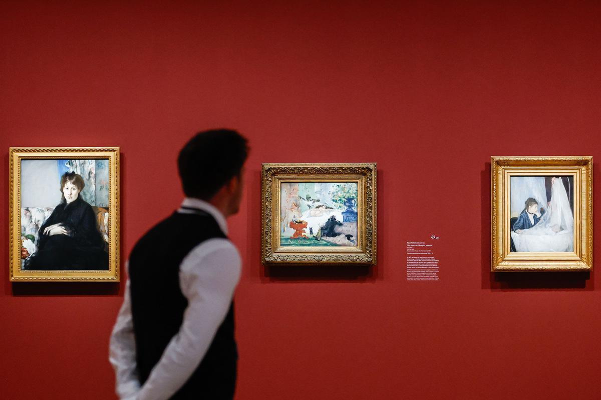 Lienzos de Berthe Morisot y Paul Cezanne, en la muestra impresionista.