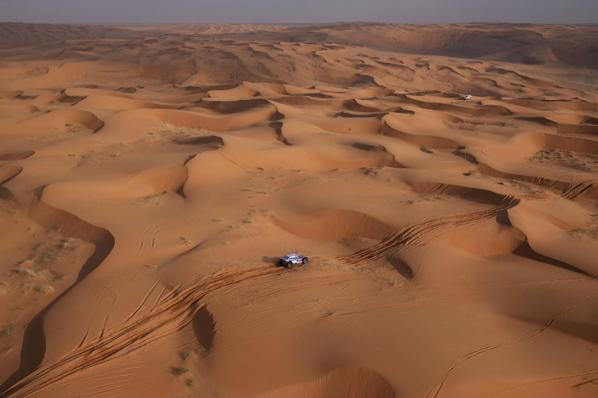 Driver Toby Price and co-driver Sam Sunderland compete during the sixth stage of the Dakar Rally between Hail and Al Duwadimi, Saudi Arabia, Saturday, Jan. 11, 2025. (AP Photo/Christophe Ena) Associated Press/LaPresse. EDITORIAL USE ONLY/ONLY ITALY AND SPAIN