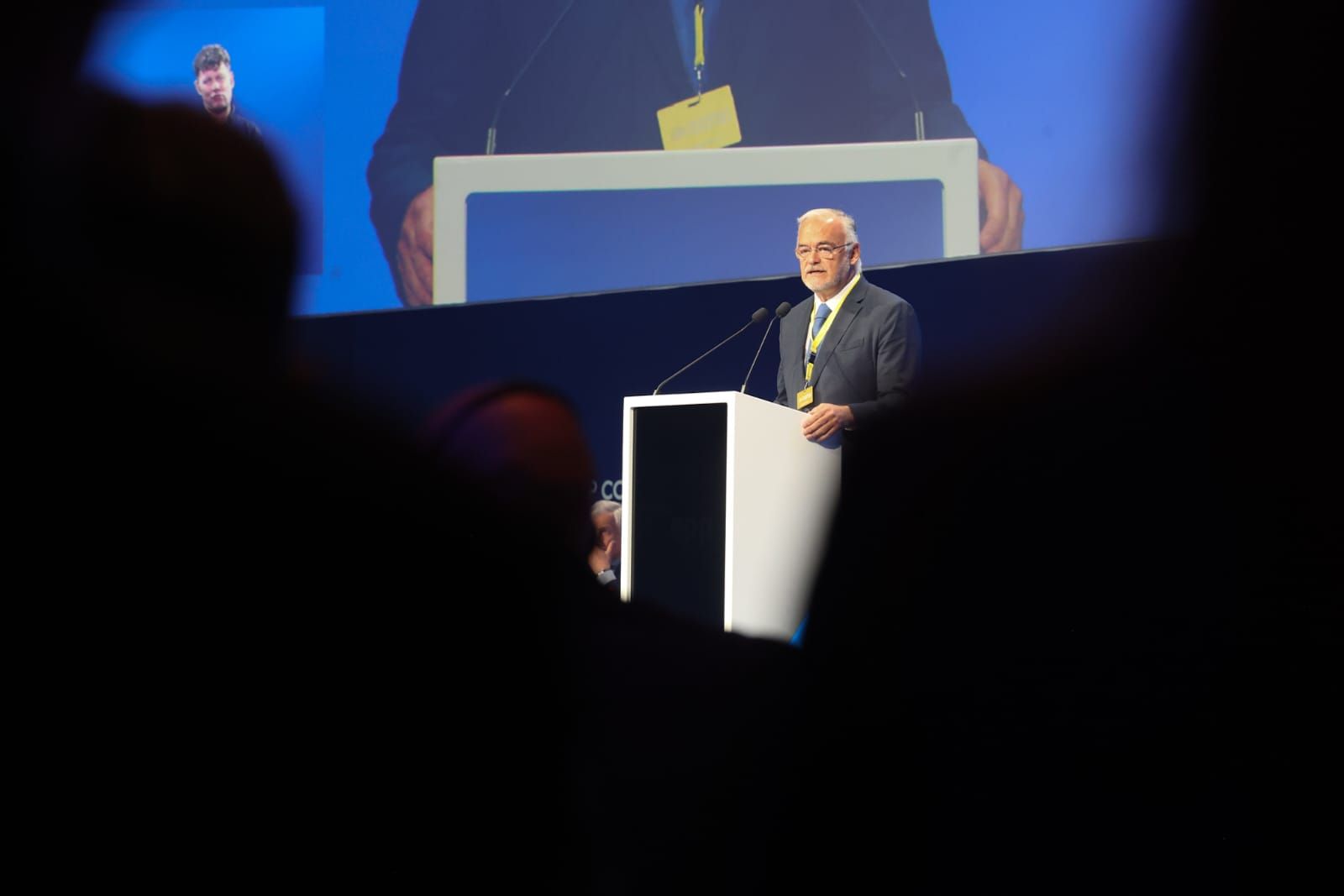 La primera jornada del congreso del PPE en València, en imágenes