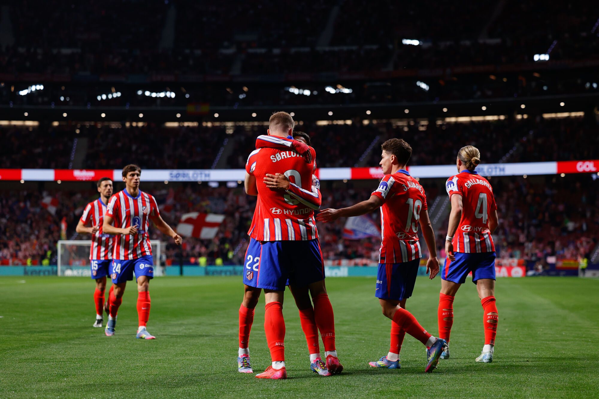Alexander Sorloth of Atletico de Madrid celebrates a goal with teammates during the Spanish League, LaLiga EA Sports, football match played between Atletico de Madrid and Rayo Vallecano at Riyadh Air Metropolitano stadium on April 22, 2025, in Madrid, Spain. AFP7 24/04/2025 ONLY FOR USE IN SPAIN. Dennis Agyeman / AFP7 / Europa Press;2025;SPAIN;SPORT;ZSPORT;SOCCER;ZSOCCER;Atletico de Madrid v Rayo Vallecano - LaLiga EA Sports;