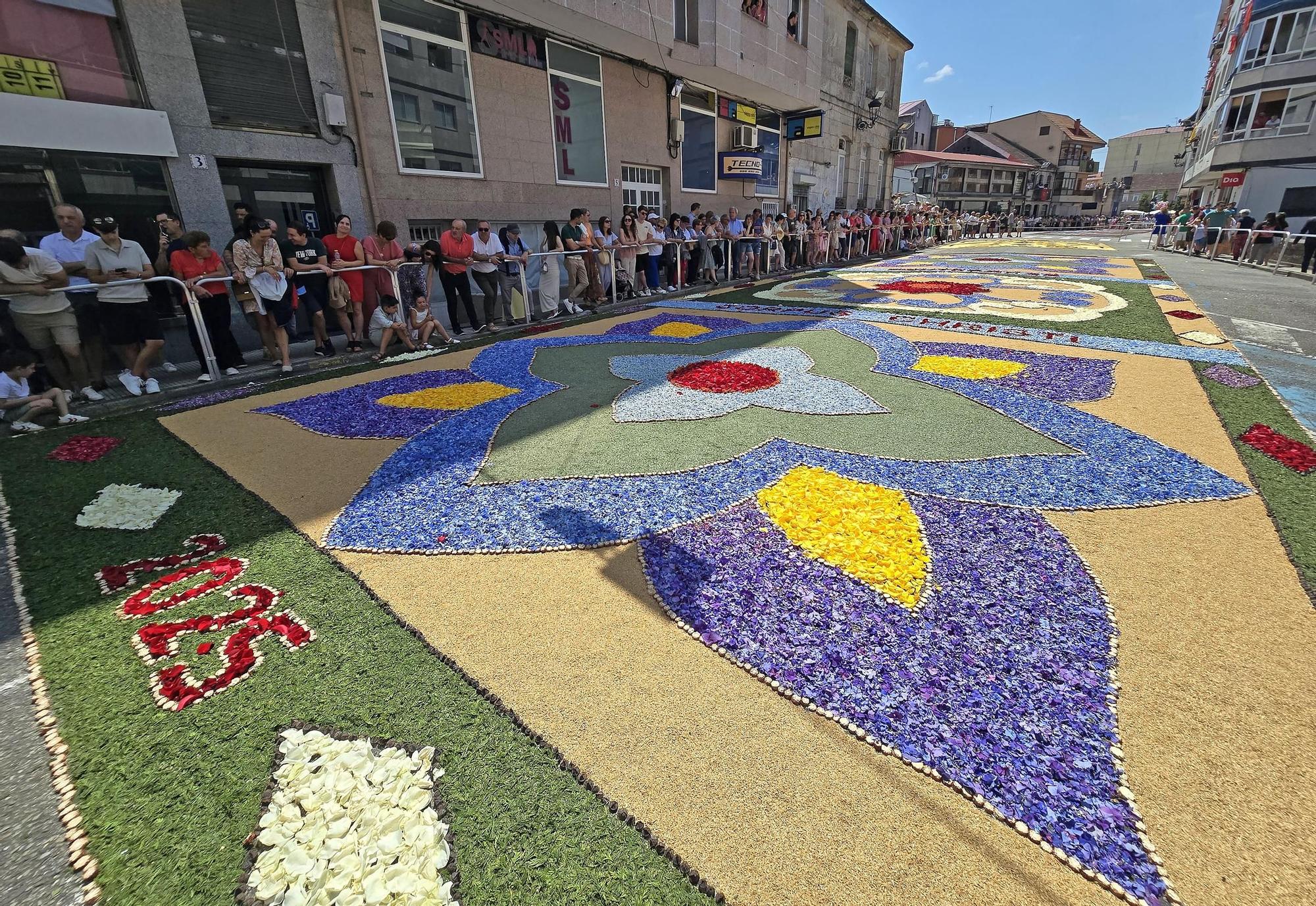 Exaltación floral en el Corpus de Ponteareas