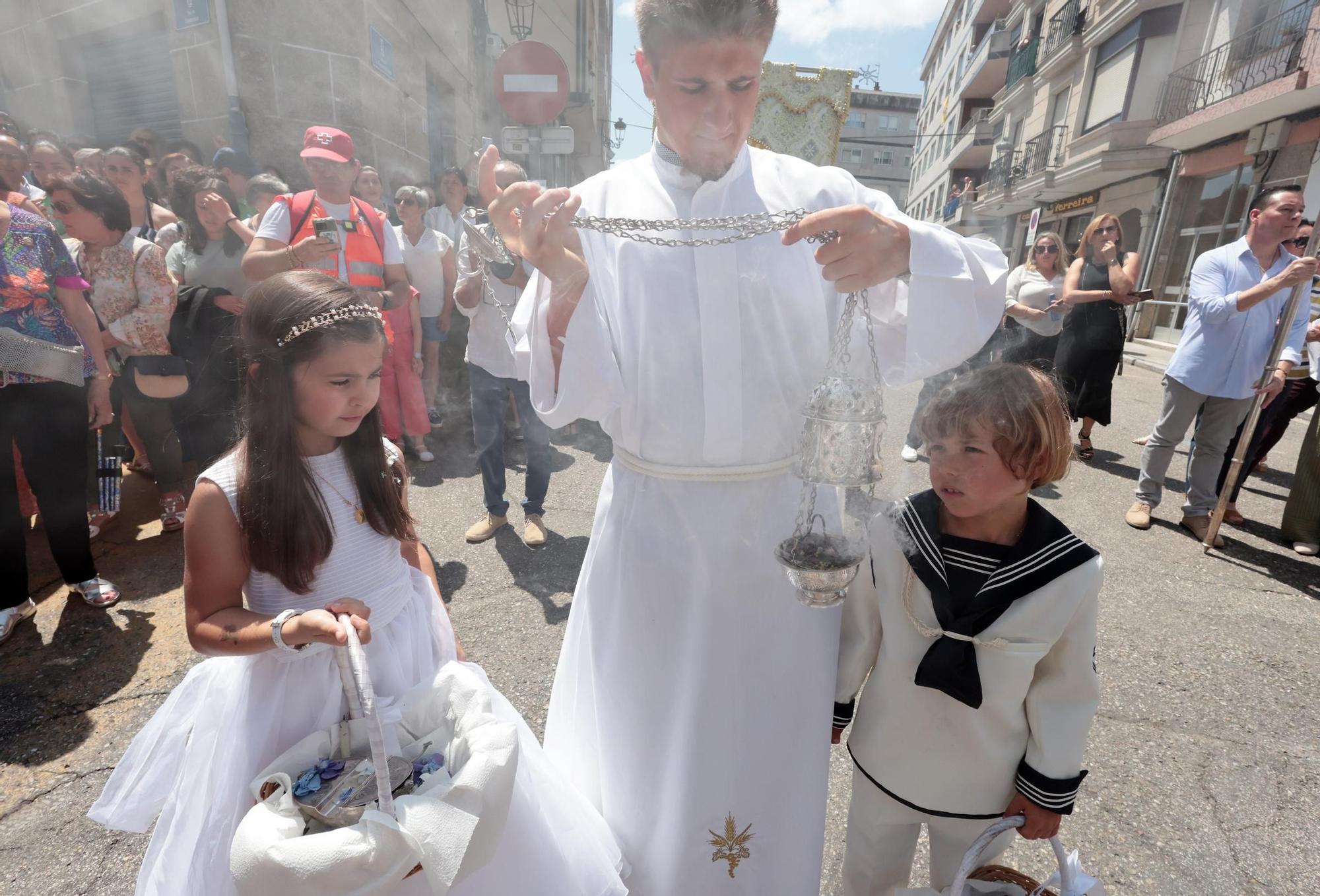Exaltación floral en el Corpus de Ponteareas