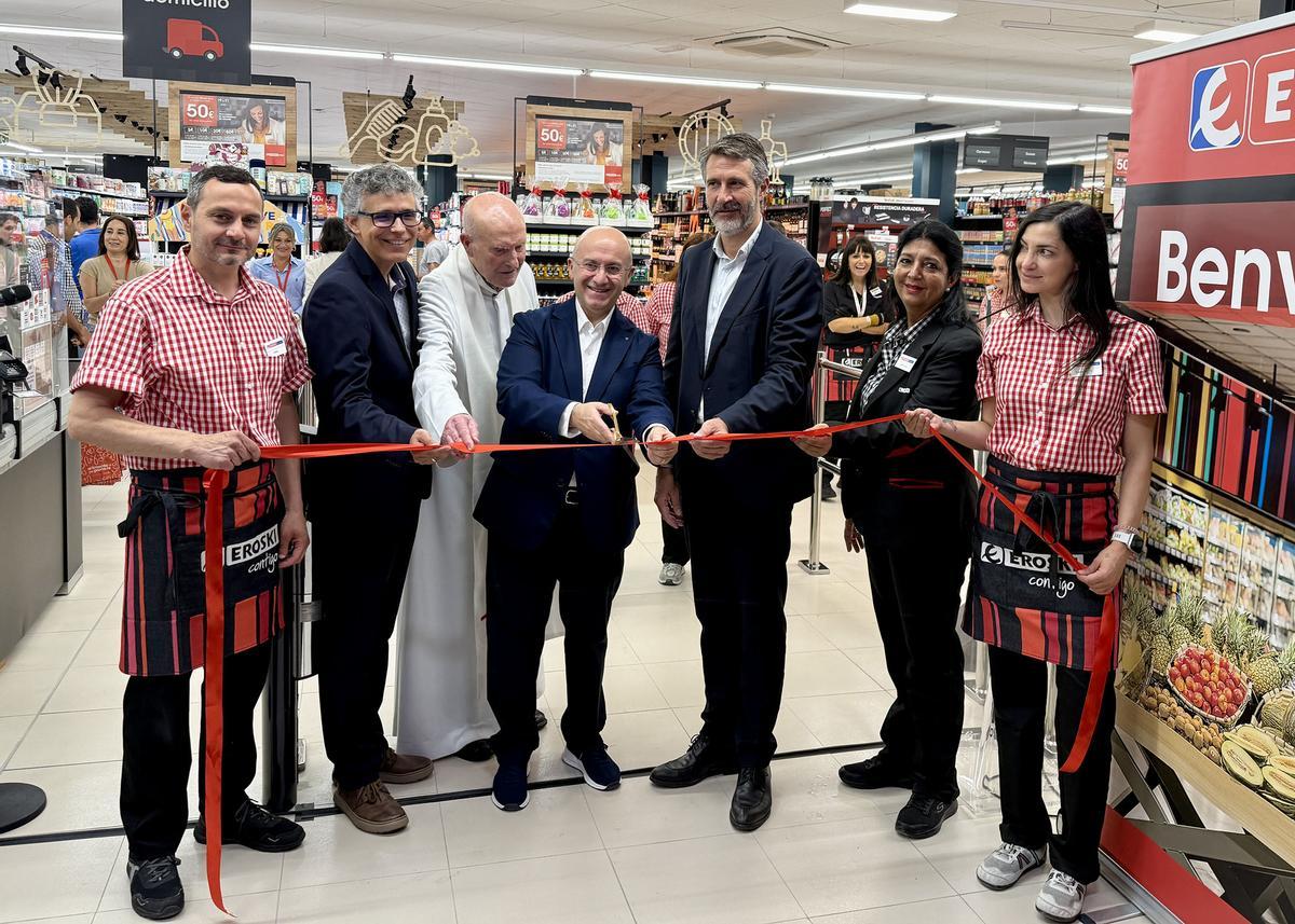 Inauguración Eroski Center Vilagarcía.