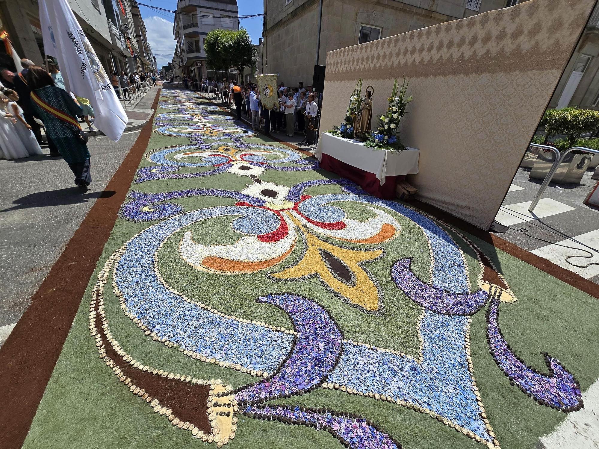 Exaltación floral en el Corpus de Ponteareas