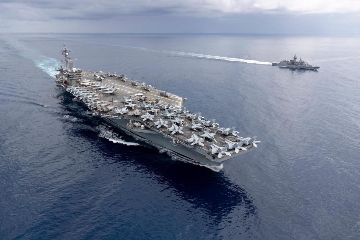El portaviones USS Carl Vinson, en aguas australianas