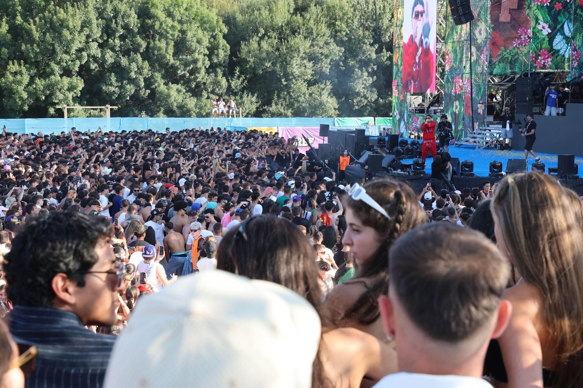El Reggaeton Beach Festival convirtió Porto do Molle en Puerto Rico