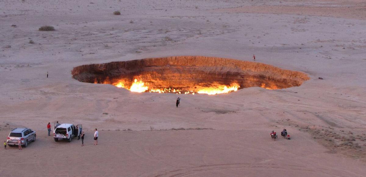 Todo comenzó en 1971 cuando científicos soviéticos prendieron fuego al gas