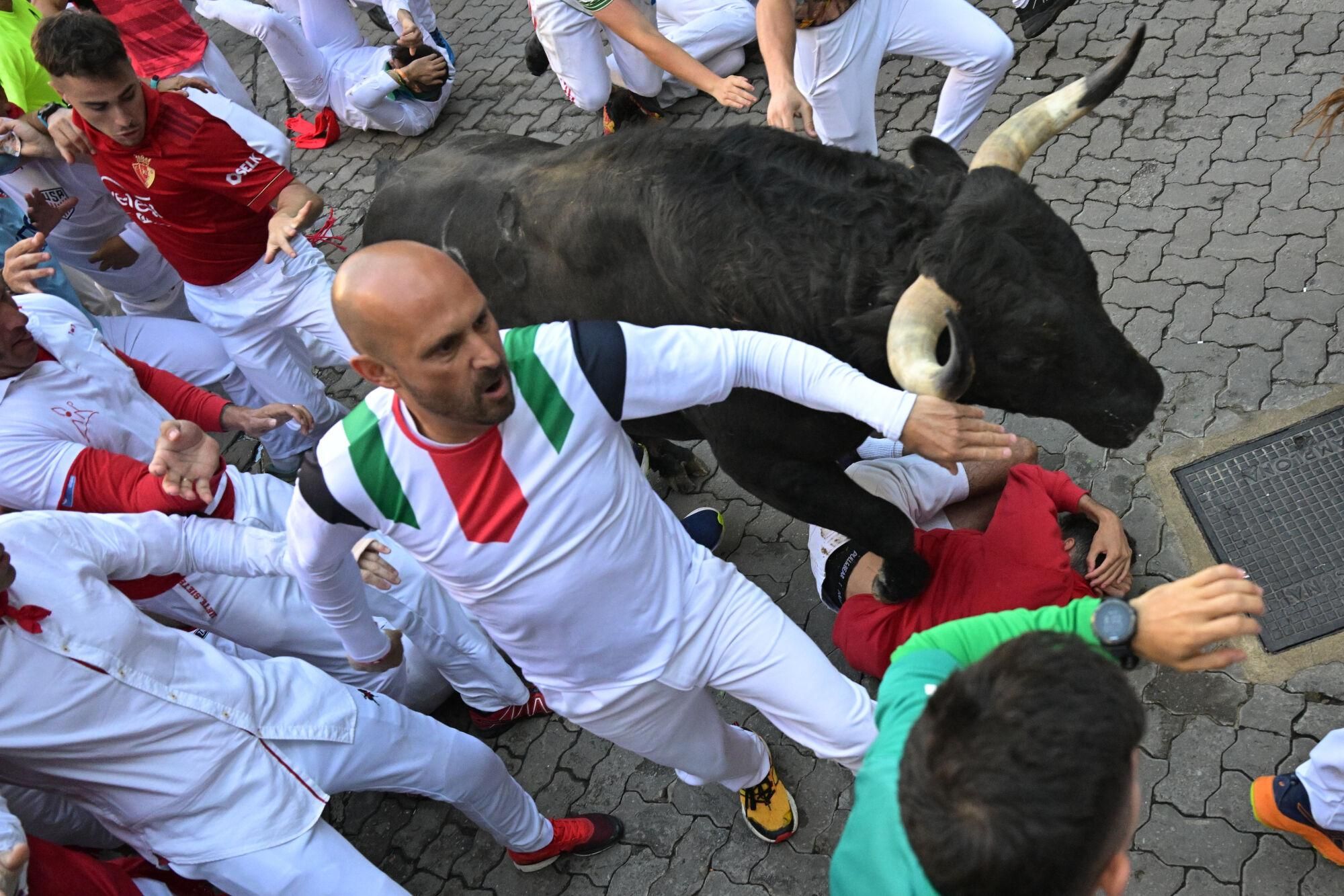Cuarto encierro de los Sanfermines 2025, en imágenes.