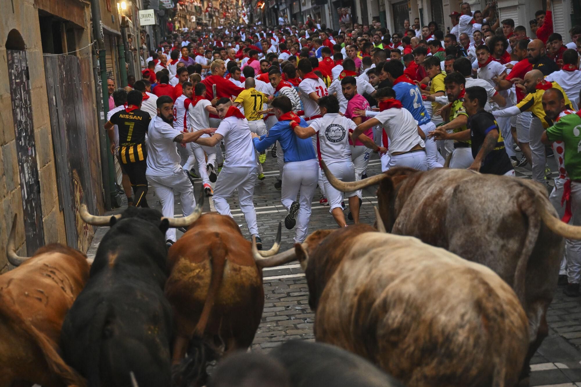 Cuarto encierro de los Sanfermines 2025, en imágenes.
