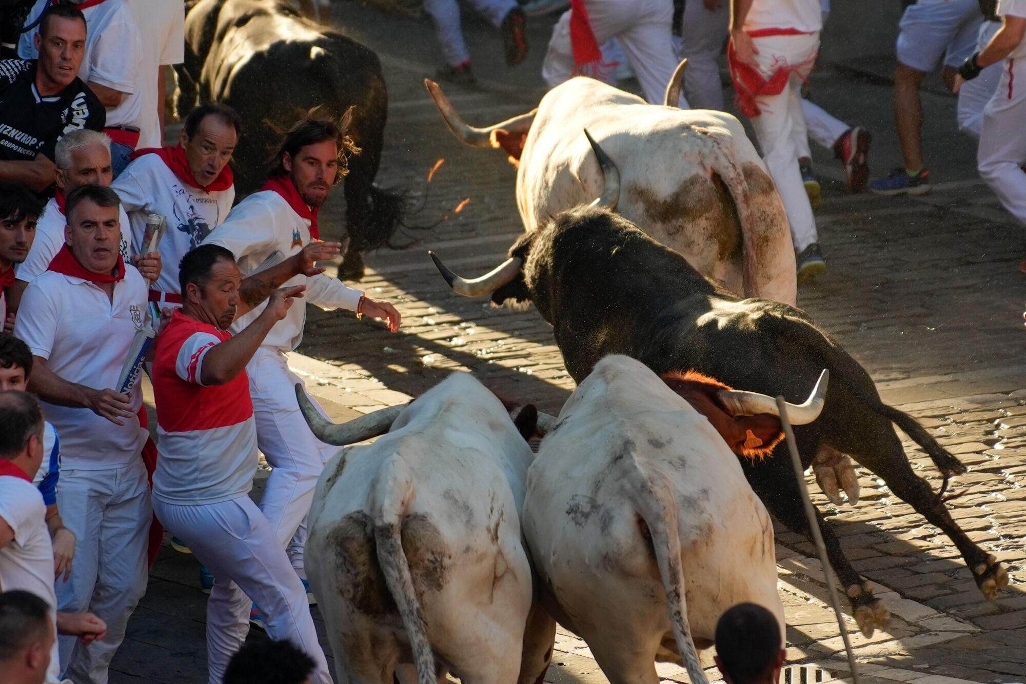 Cuarto encierro de los Sanfermines 2025, en imágenes.