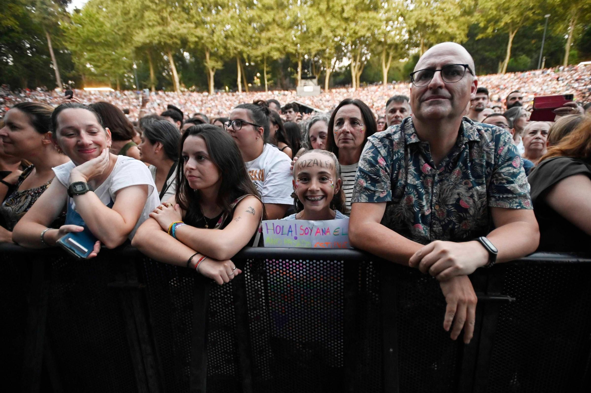 Rozalén emociona en un parque de Castrelos a rebosar
