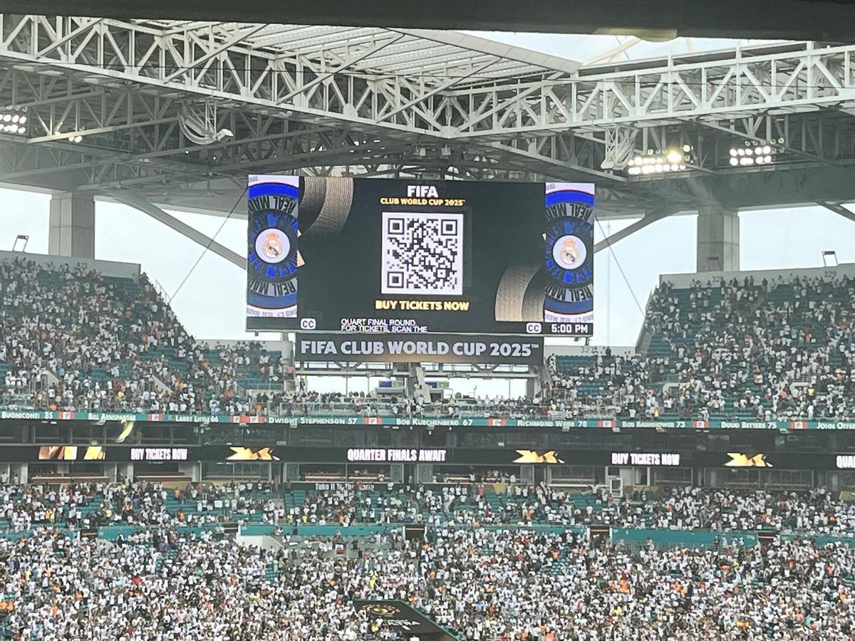 Anuncio en el Hard Rock Stadium para promocionar la venta de entradas del Mundial de Clubes.