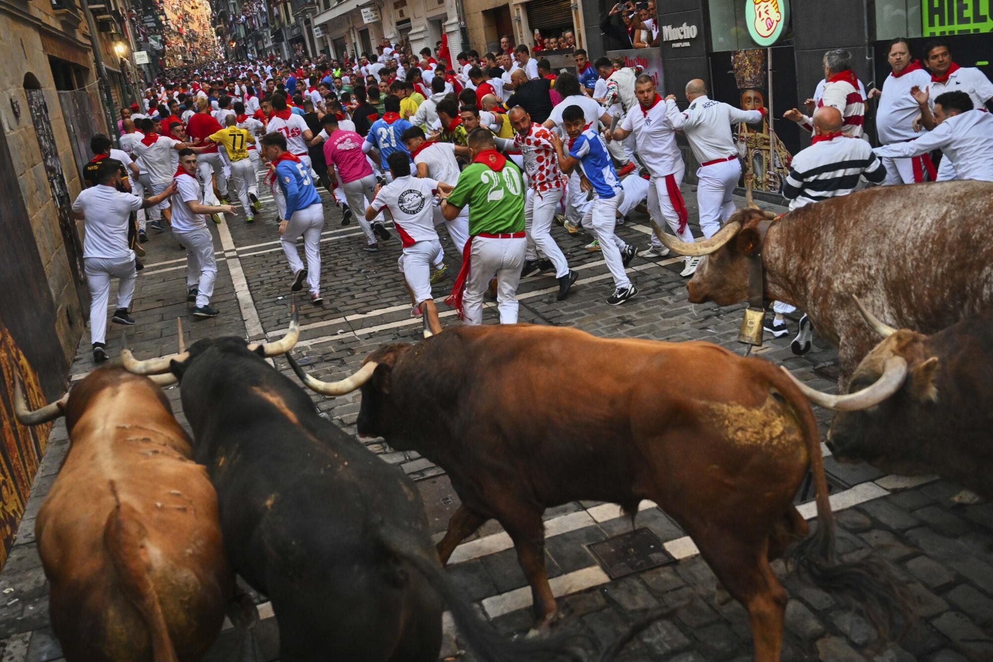 Cuarto encierro de los Sanfermines 2025, en imágenes.