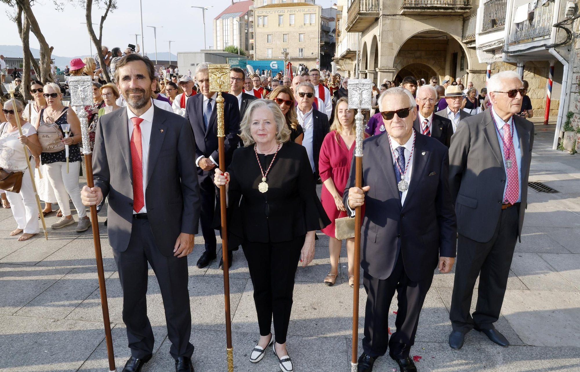 Imágenes de la procesión Cristo de la Victoria y misa solemne