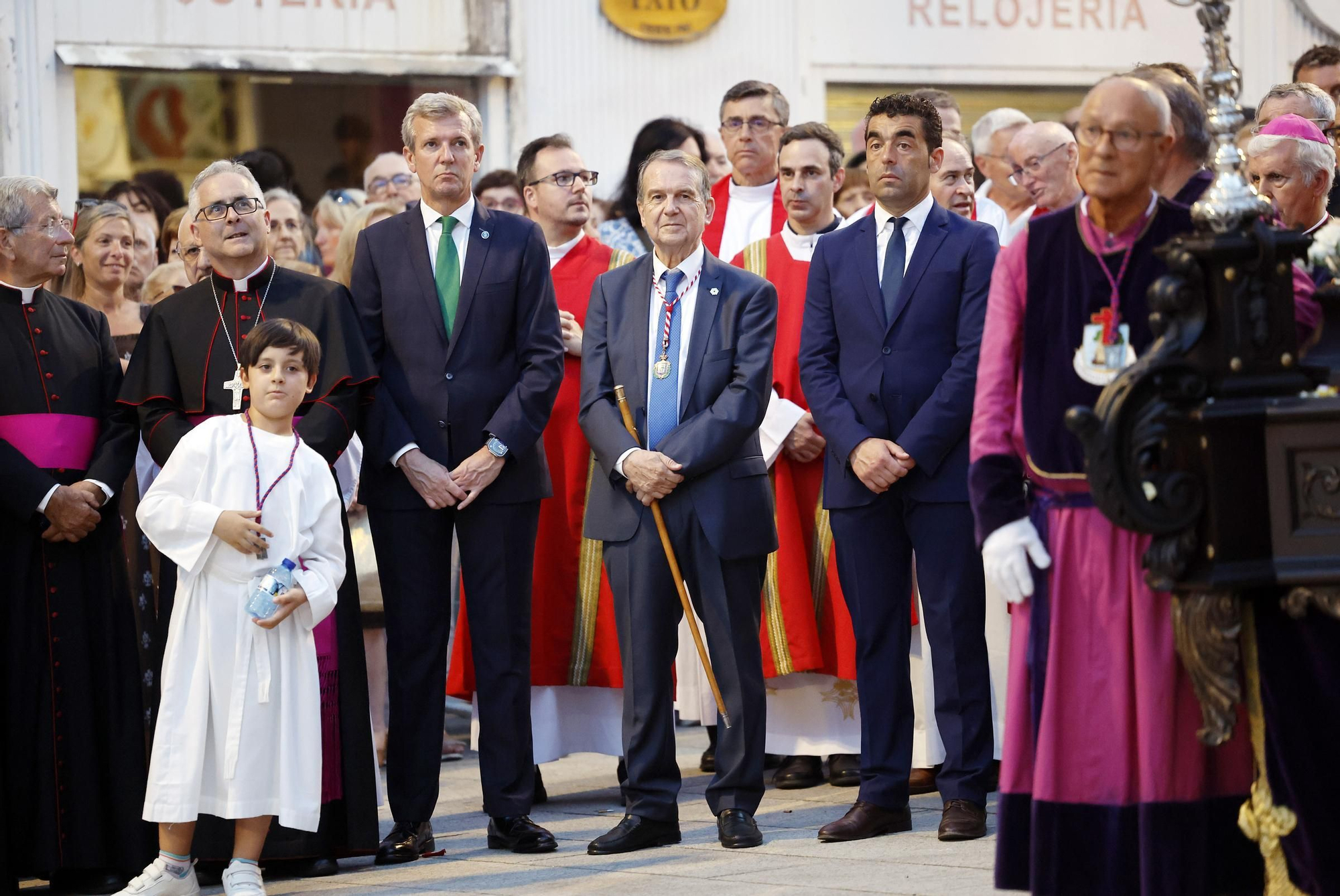 Imágenes de la procesión Cristo de la Victoria y misa solemne