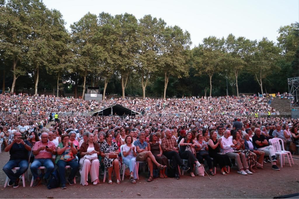 Castrelos también es ópera: 'La Traviata' deslumbra en Vigo